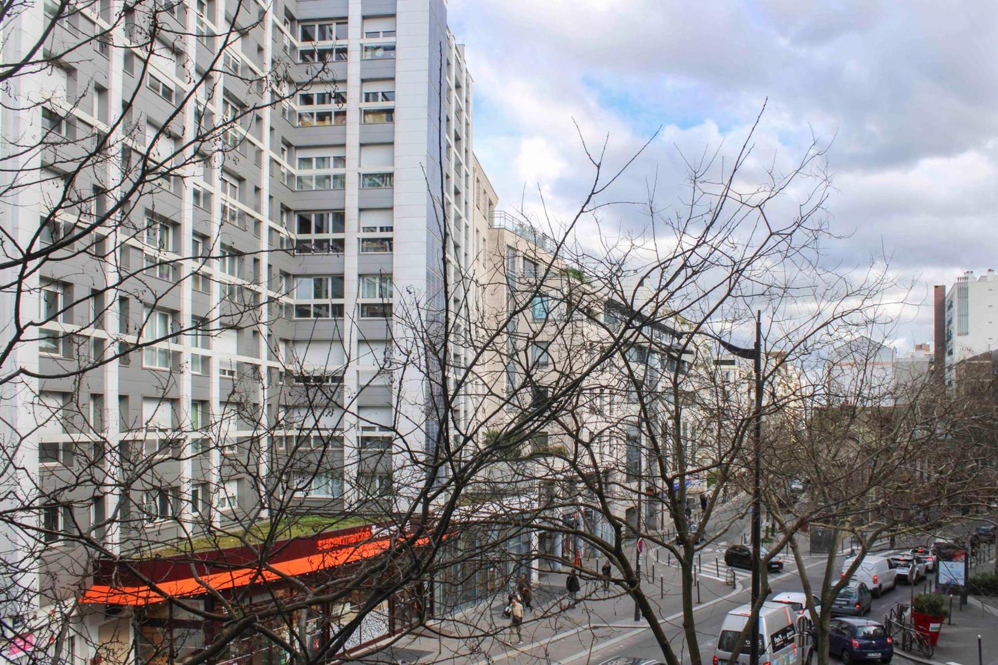 Nice Close To Gambetta * Parijs